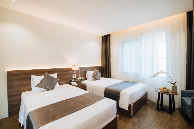 Deluxe Twin hướng núi